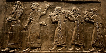 BCE 0850 Black Obelisk of Shalmaneser 3rd: Israeilis fringes, tephilin & turban